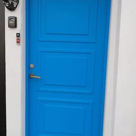 The Blue Door 아파트 *